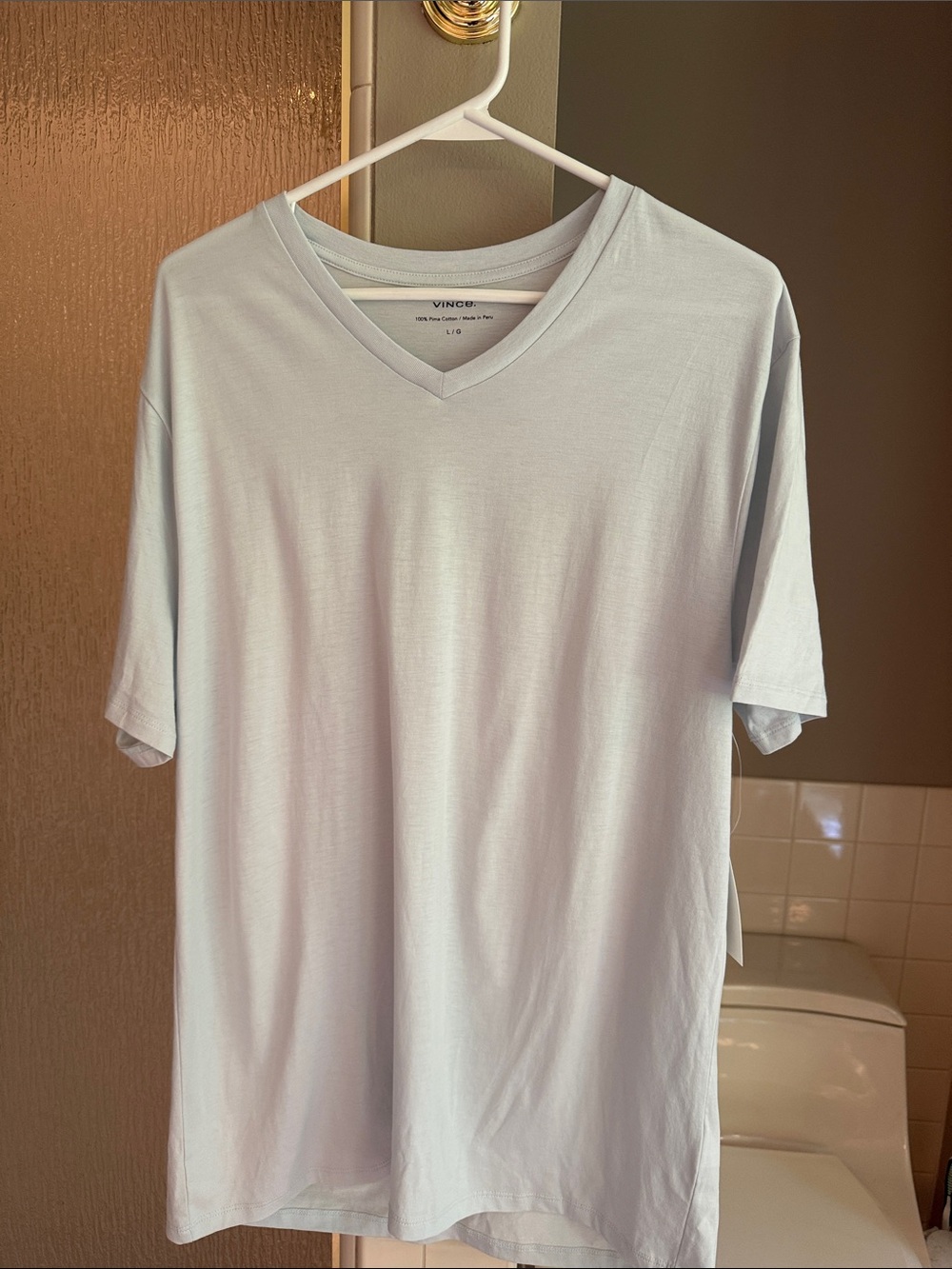 Vince Men's V-Neck Tee in Pale Blue